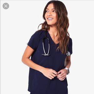 Figs limited Edition Navy cusco oversized pocket scrub top size small